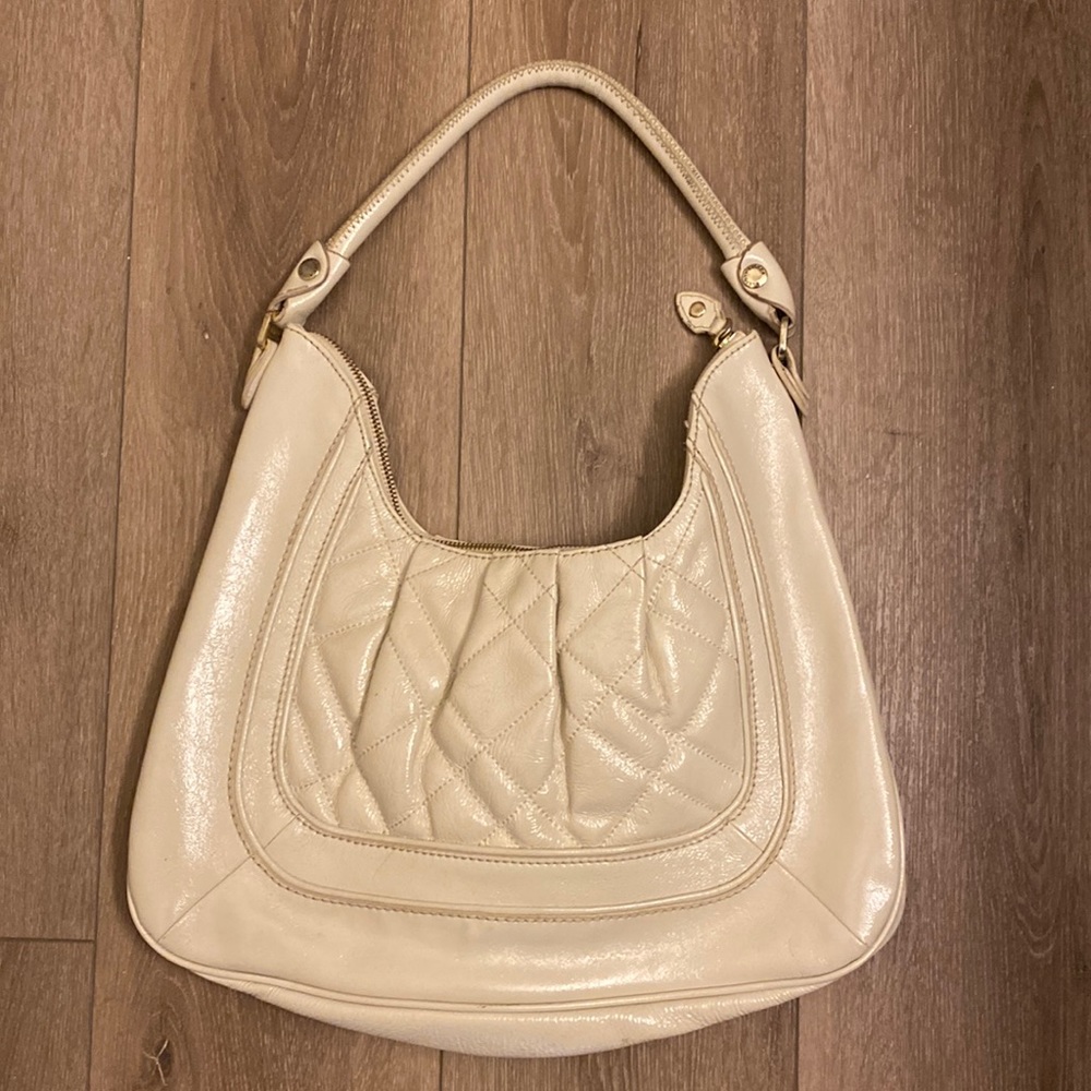 Cream shoulder bag